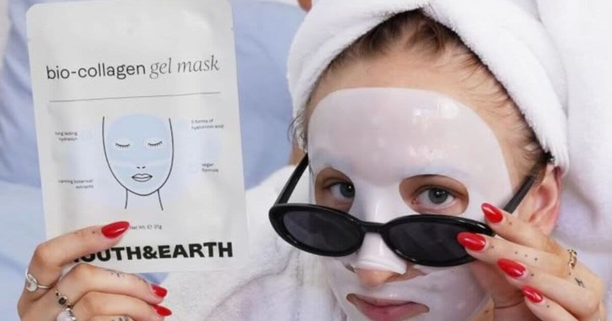 Hydrating bio-collagen face mask plumps skin and fills lines