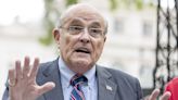 Agreden al exalcalde de Nueva York Rudy Giuliani durante un acto de campaña