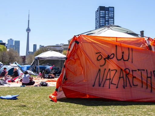 Estudiantes canadienses inician una acampada pro-Palestina en la Universidad de Toronto