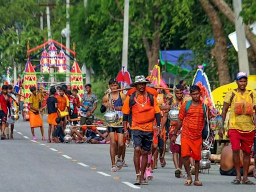 'Eateries On Kanwar Yatra Route To Display Owners' Names,' Order UP Government