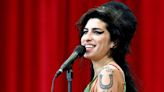 Amy Winehouse: una vida de excesos, adicciones y trastornos que terminó en el maldito “Club de los 27”