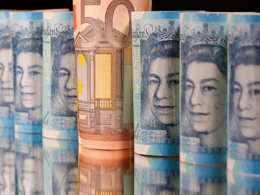 Pound hits three-week high against euro