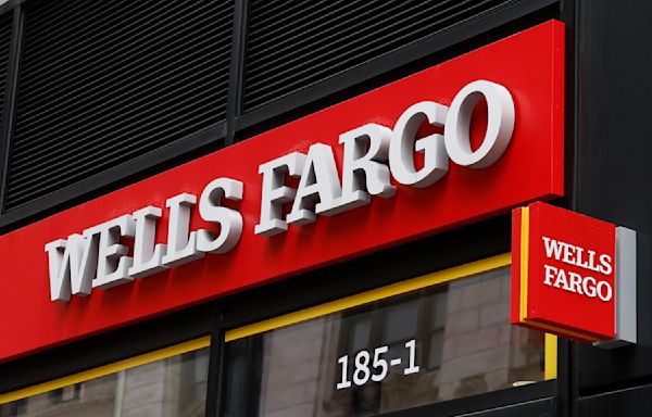 Lawsuit accuses Wells Fargo of ‘aiding and abetting’ alleged Ponzi scheme