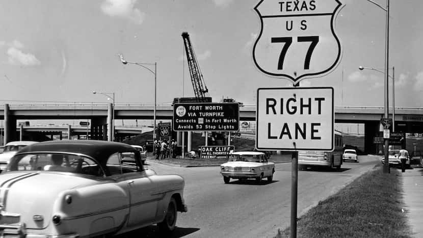 Timeline: How tolls spread in Texas