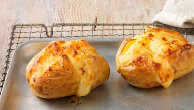 Chef Reveals We've All Been Cutting Our Jacket Potatoes Wrong