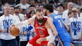 Shai Gilgeous-Alexander scores 28 points as top-seeded Thunder edge Pelicans 94-92 in Game 1