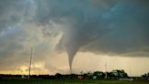 Tourists flock to Tornado Alley, paying big bucks for the chance to see dangerous storms