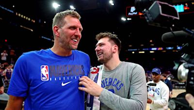 Mavs Legend Dirk Nowitzki Reveals He Texted Klay Thompson