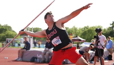 Mitchell places 3rd in javelin, Stevens shines on Day 1 of heptathlon for Raiders