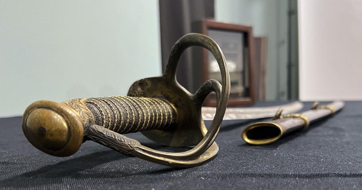 Civil War General's sword and other relics to be auctioned off