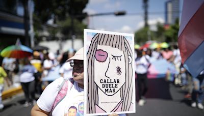 Personas trans denuncian ataques y discurso de odio en El Salvador en Día contra la Homofobia, Transfobia y Bifobia
