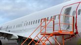 Boeing culpa a la falta de documentación por desprendimiento del tapón de fuselaje en pleno vuelo de Alaska Airlines