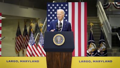 Biden Not Fooling Voters on Economy | RealClearPolitics