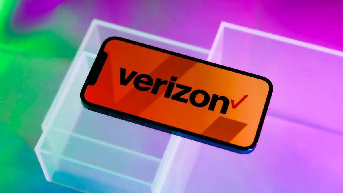 Verizon Is Partnering With AST SpaceMobile to Use Satellites to Fix Dead Zones