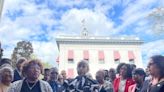 Reverendo Al Sharpton encabeza protesta en Tallahassee contra las políticas raciales de DeSantis