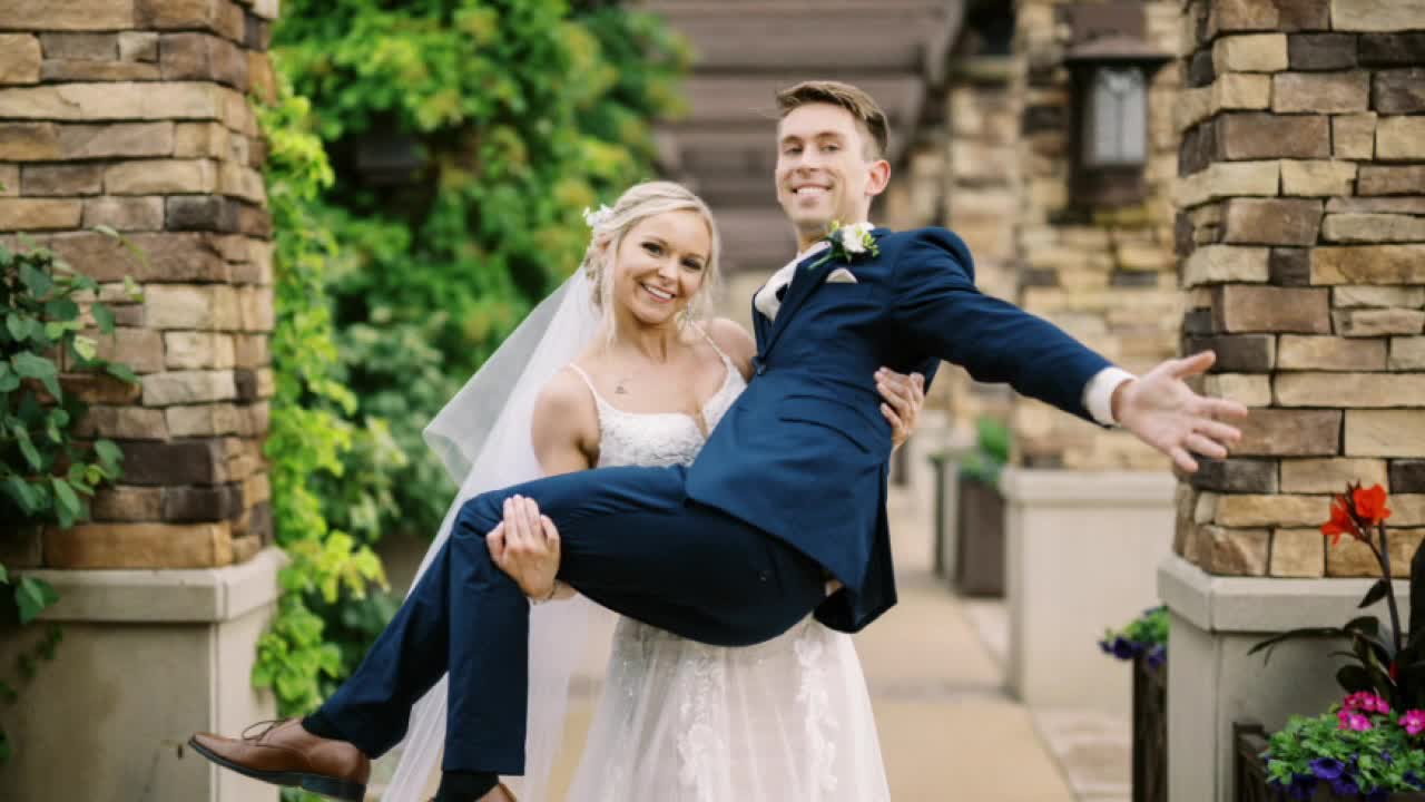 Wisconsin tornado warning forces wedding to join family reunion