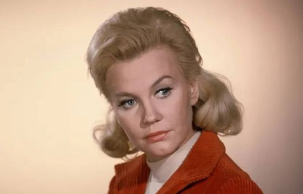 Elizabeth MacRae, girlfriend of Gomer Pyle, ‘General Hospital’ actress, dead at 88