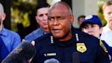 Se retira Troy Finner como jefe de la Policía de Houston en medio de polémica investigación