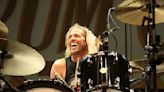 Foo Fighters Open Taylor Hawkins L.A. Tribute Show With Joan Jett