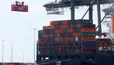 US importers balk at return of $10,000 container shipping rate