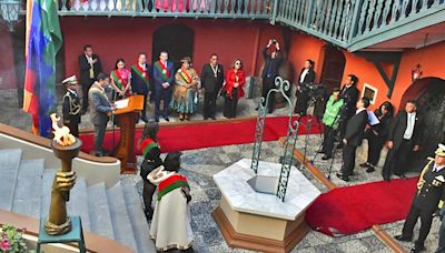 En aniversario de La Paz Arce elogia la libertad e insta a mantener la unidad