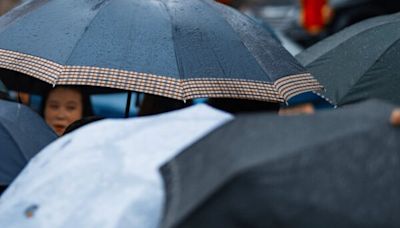 天氣＞今鋒面影響有大雨特報，上班出門應備雨具 | 蕃新聞