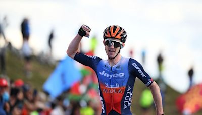 Eddie Dunbar soars to victory on stage 20 of Vuelta a España