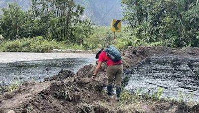 Nuevo derrame de petróleo contamina río amazónico; afecta a pobladores en Ecuador