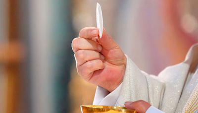 Priest Bites Woman After Refusing Her Communion at Mass: Reports