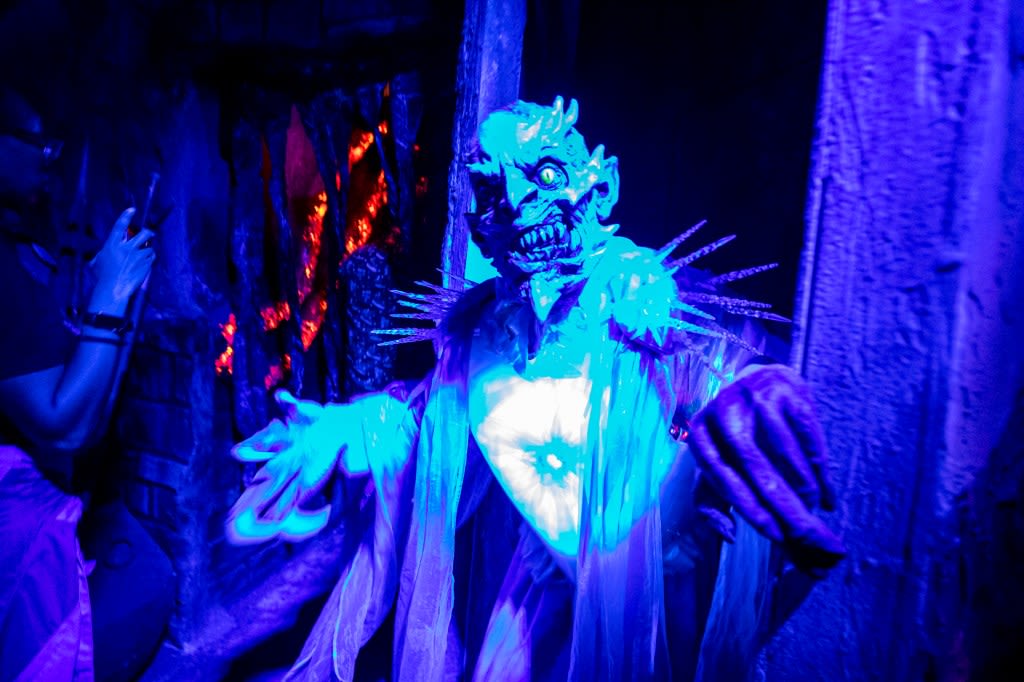 Universal: 4th Horror Nights house has museum setting
