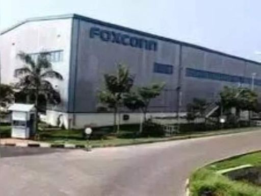 Hiring at Foxconn: Report sought from Tamil Nadu labour dept | Chennai News - Times of India