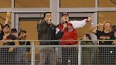 Red Sox fans felt so good (so good) to sing 'Sweet Caroline' with Neil Diamond again