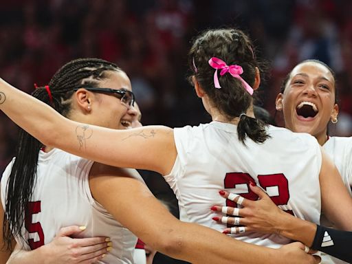 No. 5 Nebraska volleyball wins thriller against No. 9 Creighton