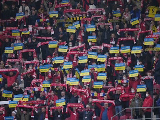 Encuentran bomba de la Segunda Guerra Mundial cerca del estadio del Mainz en Alemania - El Diario NY