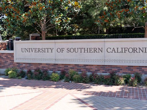 University of Southern California closes main campus as officers clear protest encampment