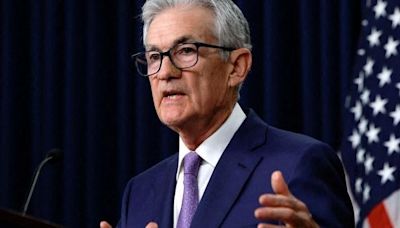 Powell opens key week of Fedspeak as rate cut case develops