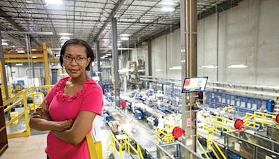 Shaw Industries’ Fleurette Fitch honored at Washington DC gala for her outstanding manufacturing career | Chattanooga Times Free Press