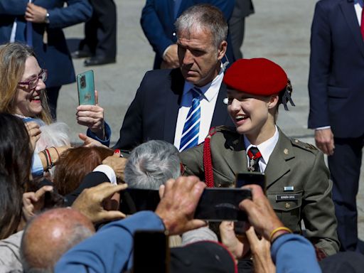 La princesa Leonor, homenajeada a pocos días de terminar parte de su formación militar
