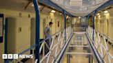 Why are thousands of prisoners set to be released early?