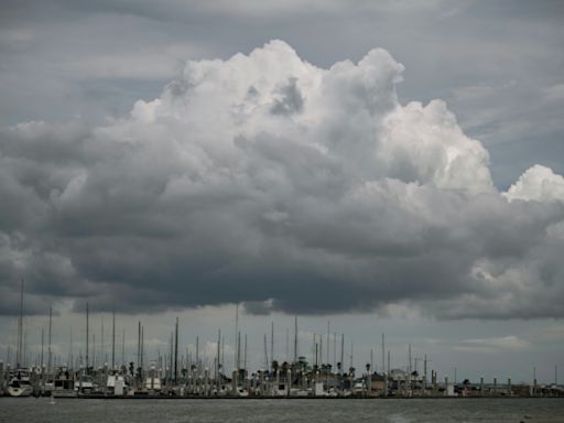 El huracán Beryl apunta a Texas, donde se esperan lluvias e inundaciones