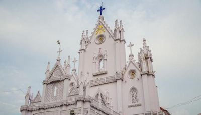 Caught between altar and the masses: Divisions emerge in the Syro-Malabar Church over holy mass format