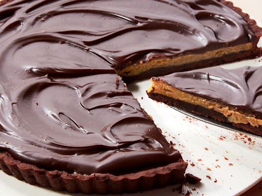 Our Peanut Butter Cup Chess Pie Is The Giant Reese's Cup Of Your Dreams