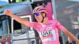 El gran detalle de Pogacar con un niño en el Giro que ha dado la vuelta al mundo