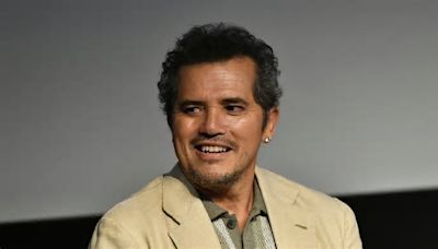 John Leguizamo says 'it was difficult working with' late actor Patrick Swayze on 1995's To Wong Foo, Thanks for Everything! Julie Newmar