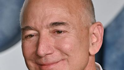 Jeff Bezos Assures Washington Post's Ethical Standards Amid Leadership Controversy: 'Full Commitment On... Quality, Ethics...