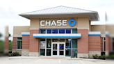 Chase Bank's FIRST Reaction To Viral Glitch Trend: 'Plain Fraud'