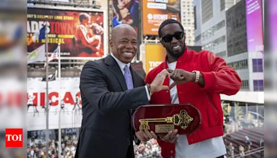 Sean 'Diddy' Combs returns key to New York City in response to video of him attacking singer Cassie | - Times of India