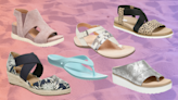 31 Best Sandals for Plantar Fasciitis in 2023 That Are Actually Cute