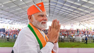 Narendra Modi will win elections by 'largest majority' in India's history: Ron Somers