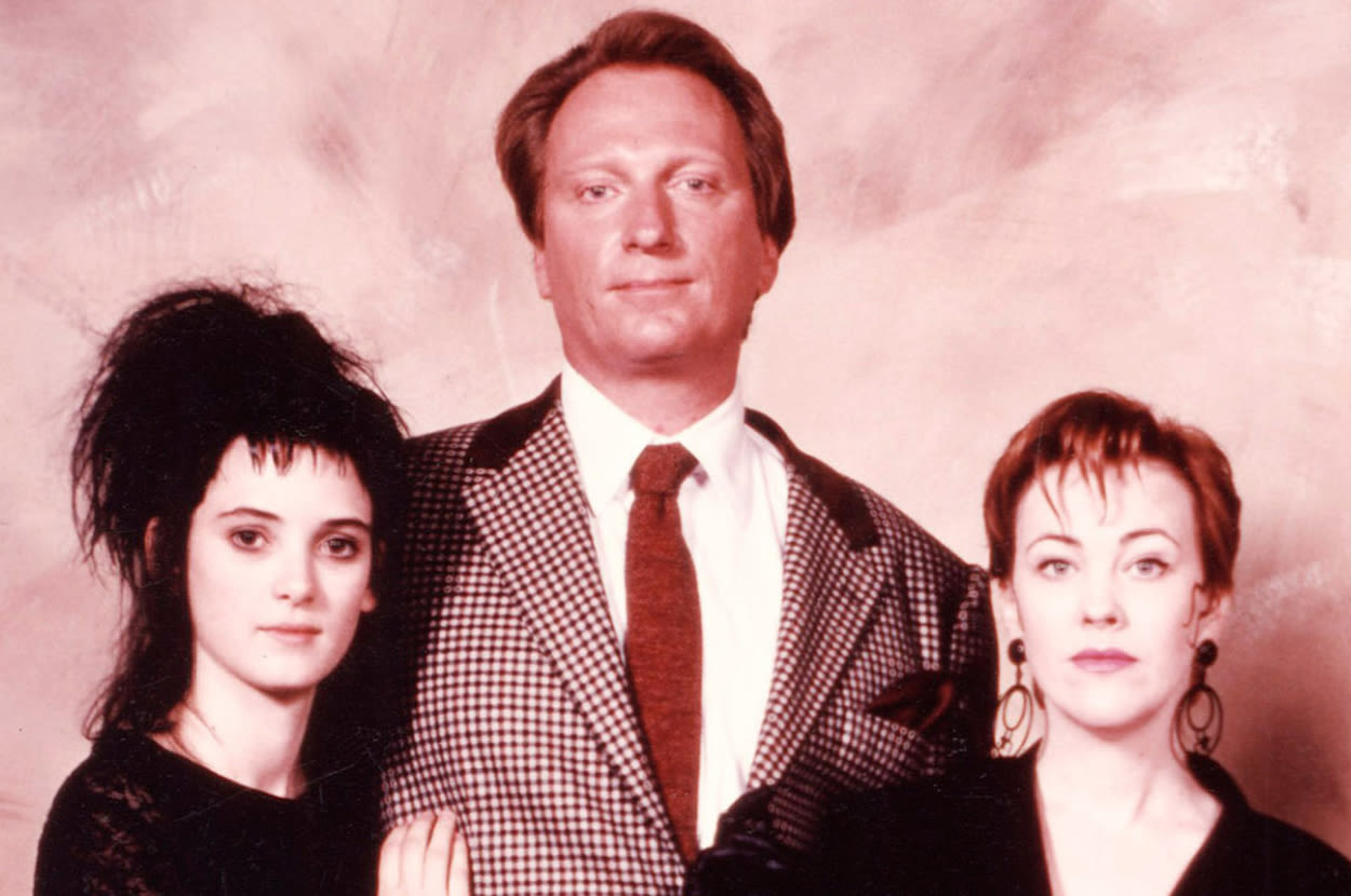 Jeffrey Jones Is Notably Absent From "Beetlejuice Beetlejuice" And Everyone Else Noticed, Too